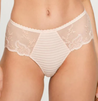 Louisa Bracq Elise Shorty